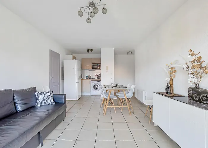 Les 3 Ondes - Avec Terrasse アパート